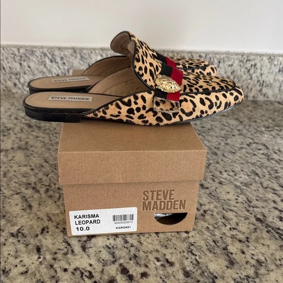 Steve Madden Leopard Print Mule with Red & Black Band and Gold Lion Accent - Picture 3 of 4